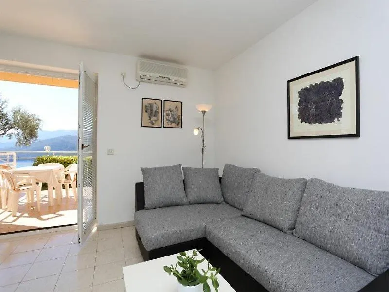 App With Terrace With Sea View,639 Apartment Rabac 0*,